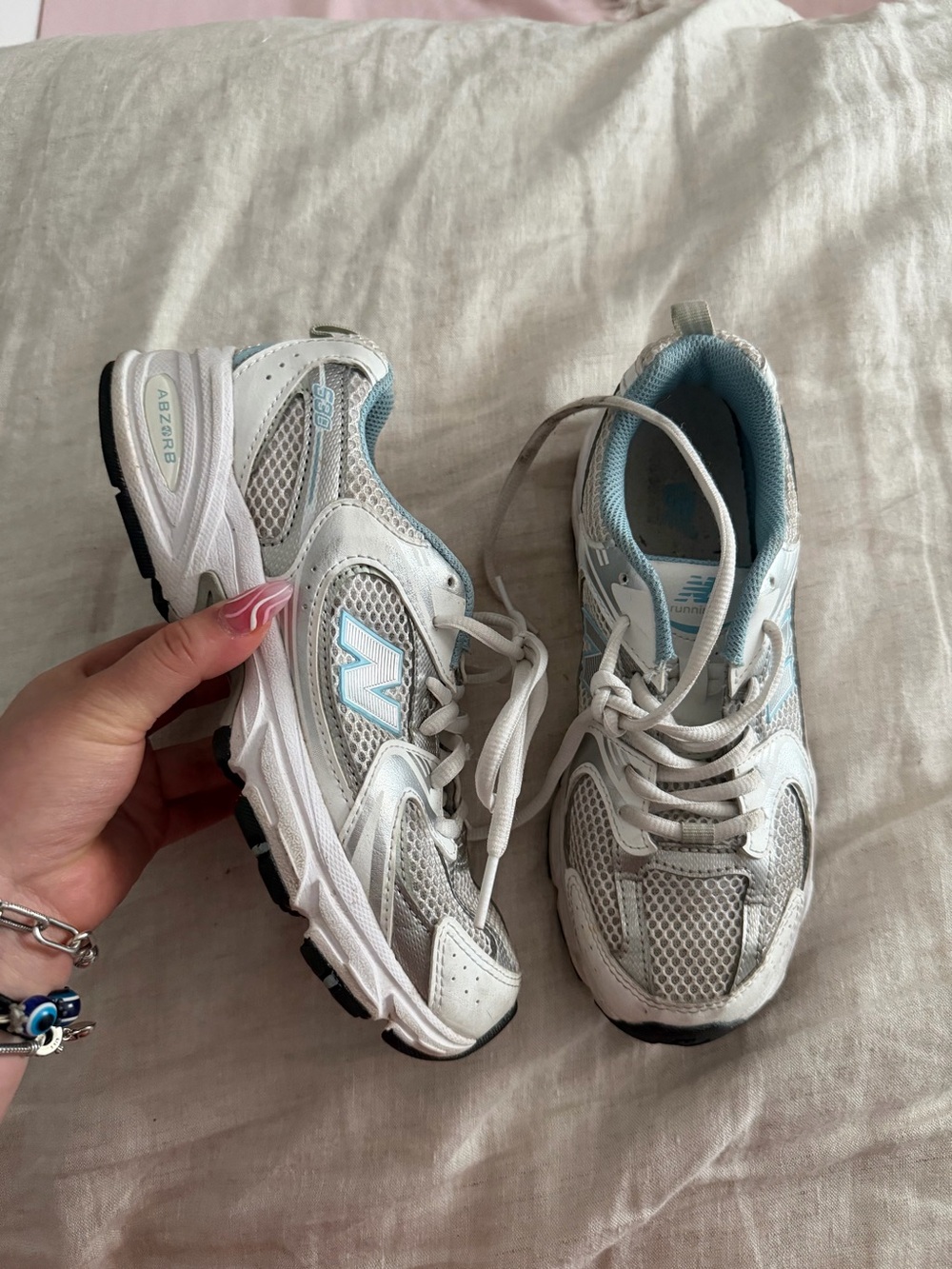 New Balance Women's White and Light Blue Athletic Running Shoes